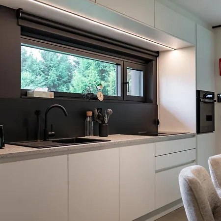 Lodge Nature Village - N°17 - 8 Personnes *