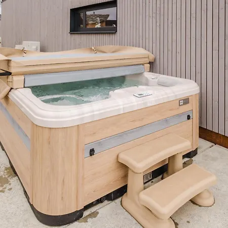 Nature Village - N°17 - 8 Personnes Avec Jacuzzi *