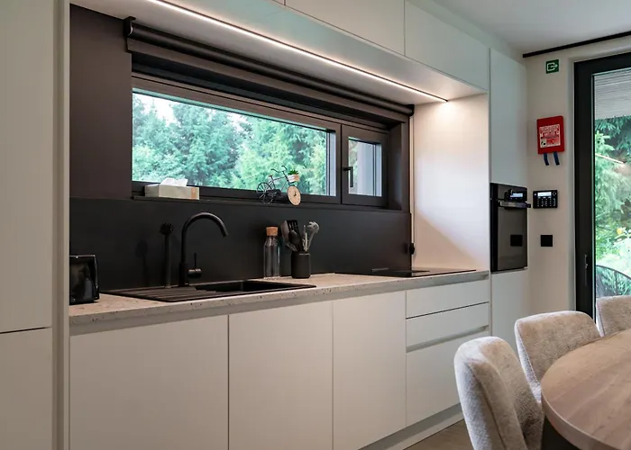 Lodge Nature Village - N°17 - 8 Personnes *