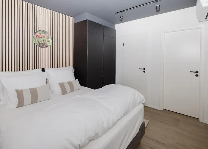 Domek letniskowy Nature Village - N°17 - 8 Personnes Avec Jacuzzi Bullange