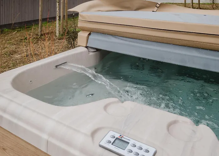 Nature Village - N°17 - 8 Personnes Avec Jacuzzi Domek letniskowy *